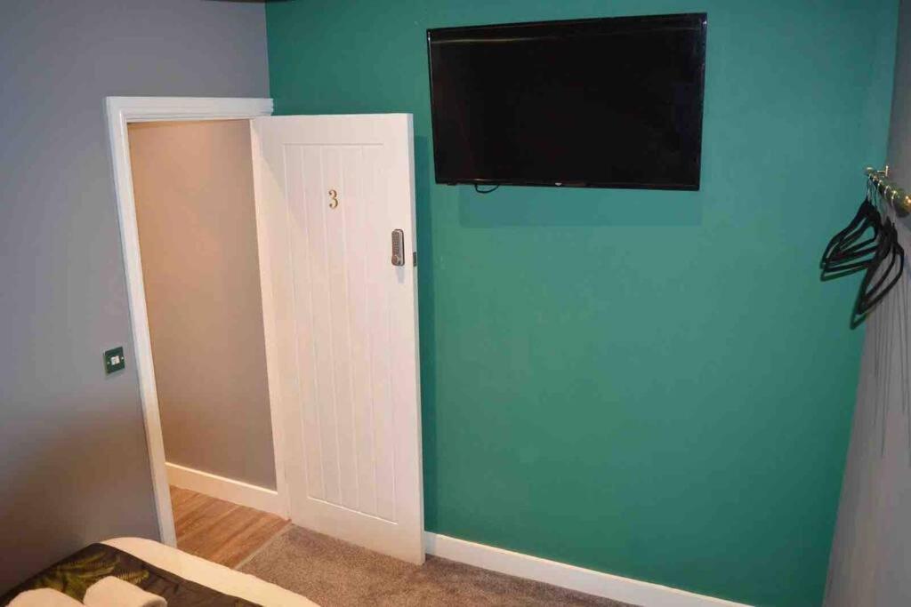 Unique 4 Bed House In Derby Perfect For Contractors And Families Villa Exterior foto